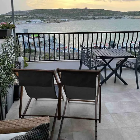 Seafront Penthouse By Homely Mellieħa