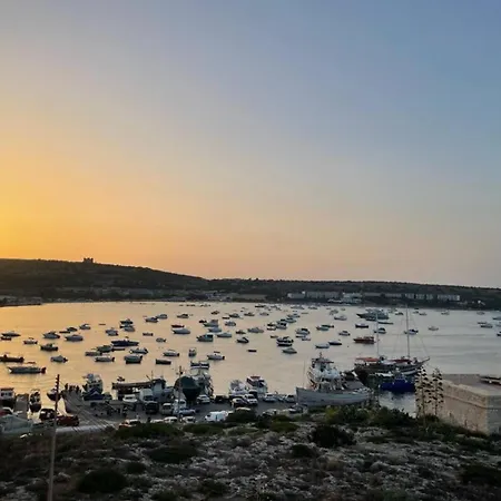 Appartement Seafront Penthouse By Homely